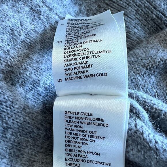 H&M Sequin Perfume Bottle JumperColor Grey Size M. - Picture 7 of 8